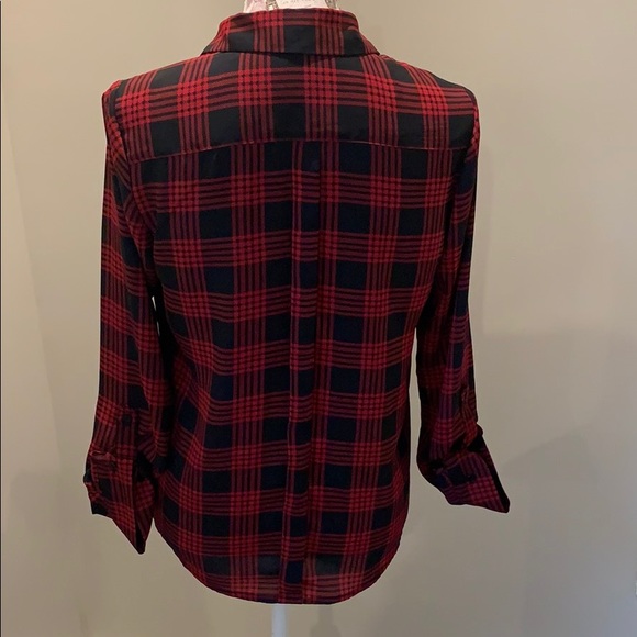 The Limited top - Picture 2 of 3